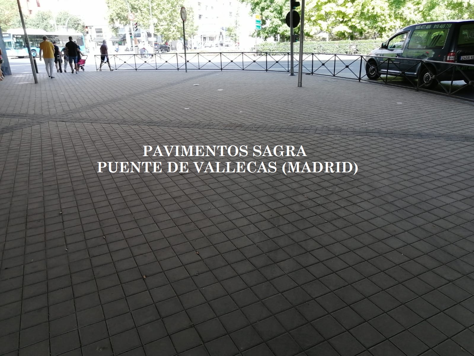 Puente de Vallecas 2 Acera adoquinada en Puente de Vallecas