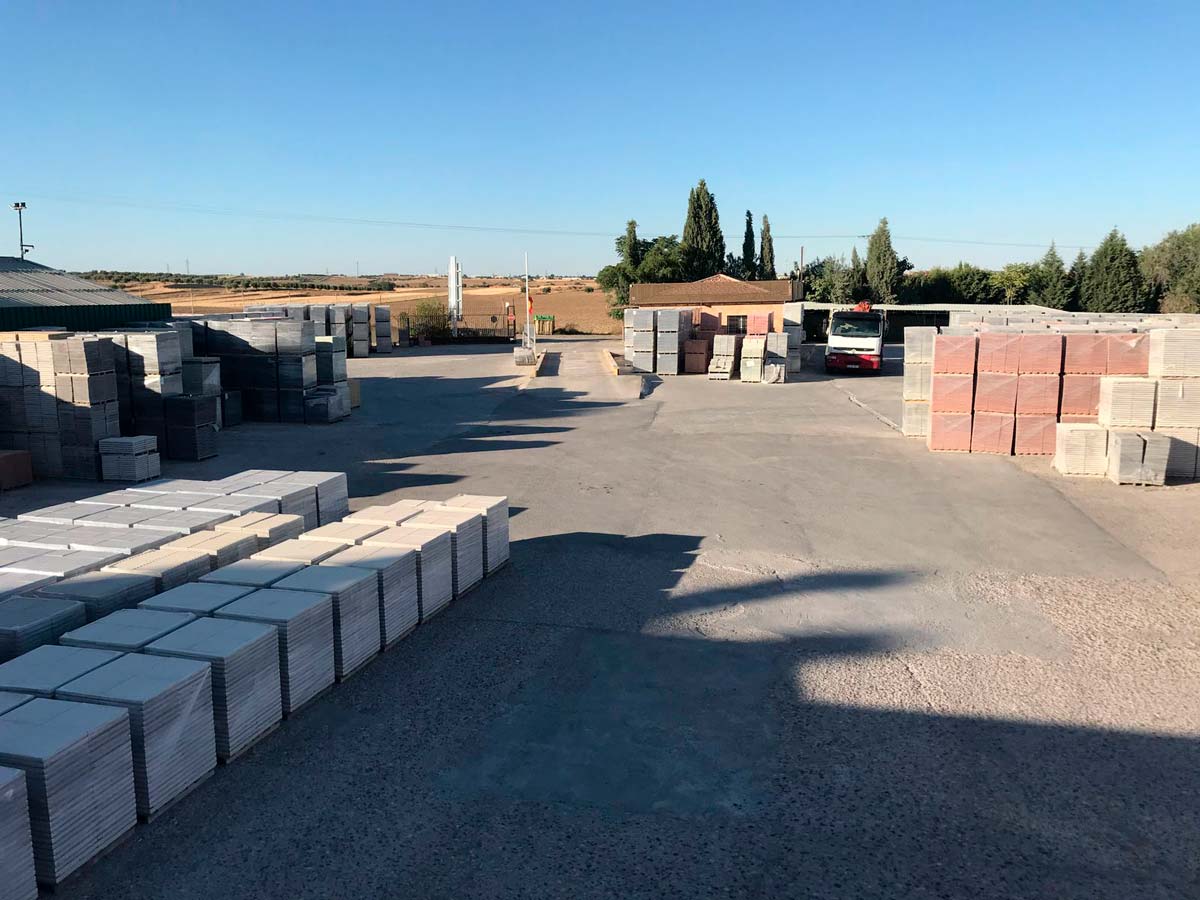 Adoquines y baldosas hidráulicas en Yuncos, Toledo