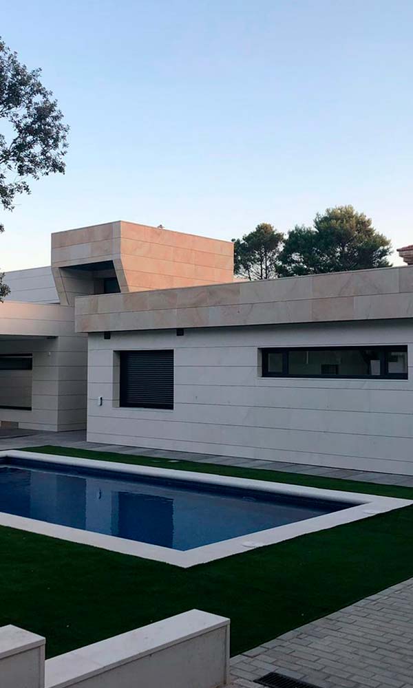 Pavimentos Sagra. Baldosas hidráulicas y adoquines Obra de pavimentación realizada por Pavimentos Sagra